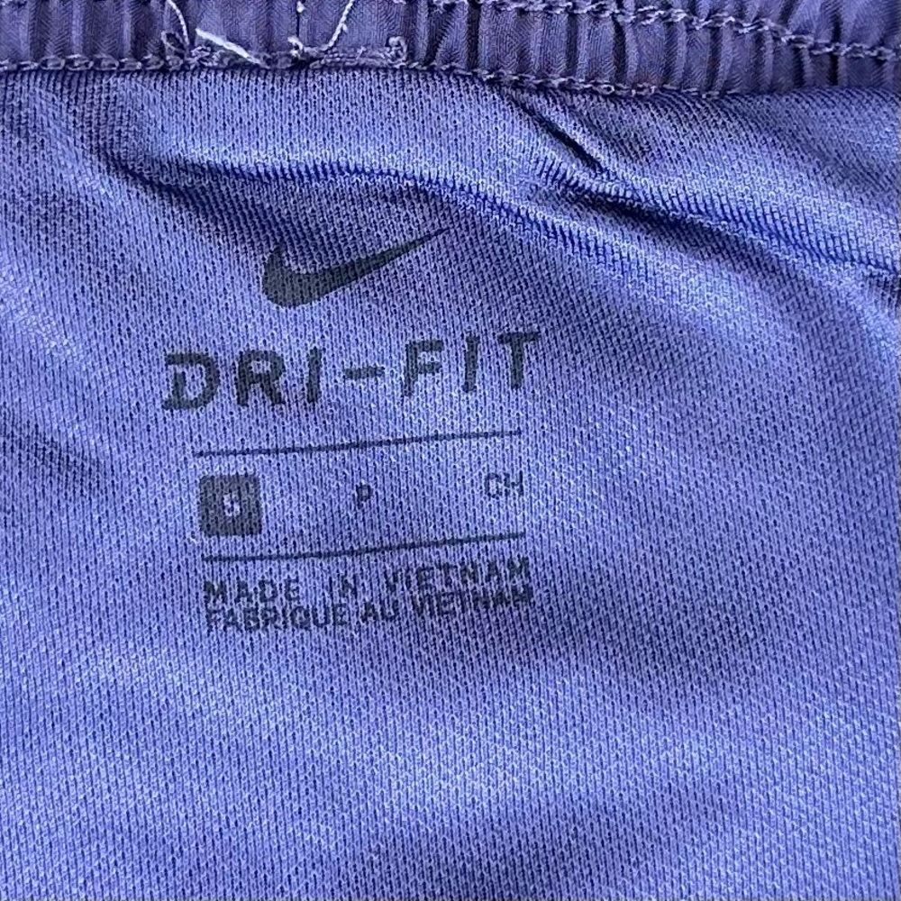 Nike Light Purple Running Shorts Size S - Picture 6 of 9